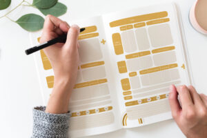 Carnet "Mon Bébé et Moi ": Arc-en-ciel - Idéon Création